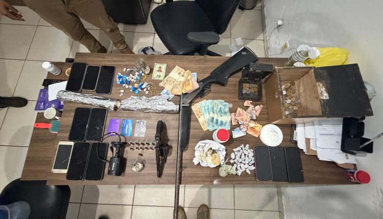 SEIS PESSOAS SÃO PRESAS PELA POLÍCIA CIVIL EM OPERAÇÃO CONTRA FACÇÃO CRIMINOSA EM PRESIDENTE DUTRA