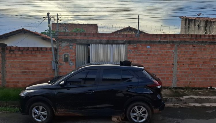 POLÍCIA CIVIL PRENDE HOMEM COM CARRO ROUBADO EM TIMON