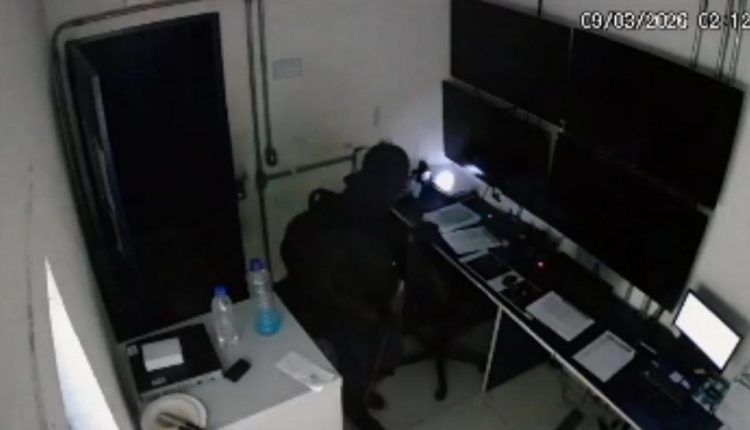 POLÍCIA CIVIL PRENDE SUSPEITOS DE INTEGRAR GRUPO ESPECIALIZADO EM ATAQUES A COFRES E INSTITUIÇÕES FINANCEIRAS