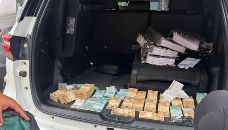 POLÍCIA CIVIL PARTICIPA DE OPERAÇÃO E PRENDE SEIS PESSOAS POR DESVIO DE RECURSOS PÚBLICOS