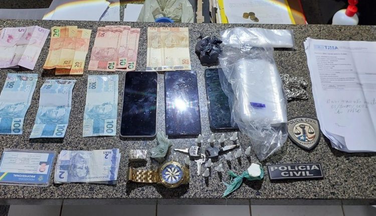EM ANAJATUBA, OPERAÇÃO DA POLÍCIA CIVIL PRENDE DUAS PESSOAS POR TRÁFICO DE DROGAS E ASSOCIAÇÃO PARA O TRÁFICO DE DROGAS