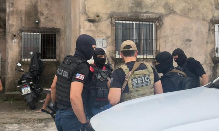 OPERAÇÃO DOMÍNIO PARALELO: POLÍCIA CIVIL E MP-MA FECHAM O CERCO CONTRA INTEGRANTES DE FACÇÃO CRIMINOSA EM SÃO LUÍS; TRÊS PESSOAS SÃO PRESAS